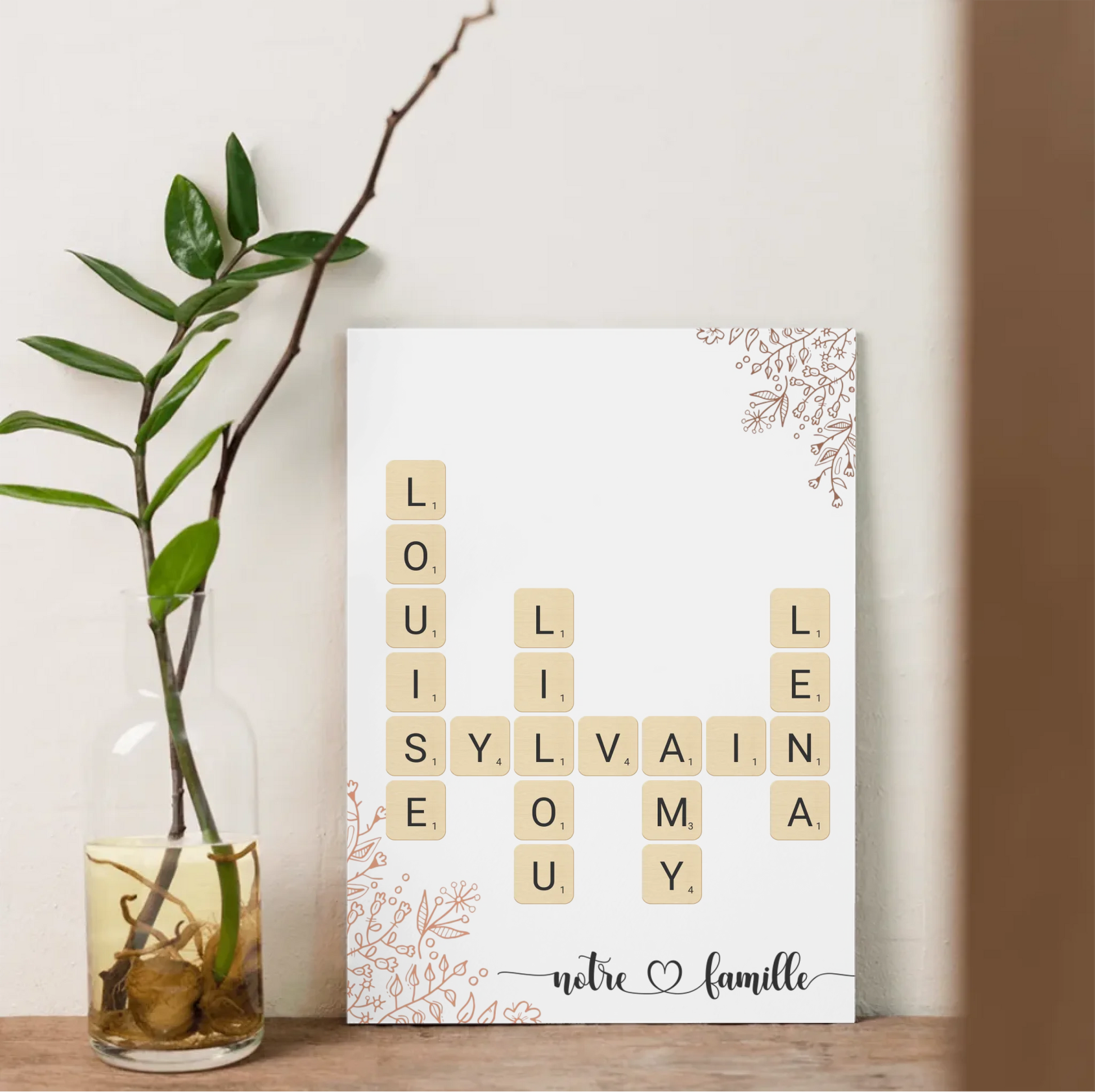 Décoration murale famille avec prénoms entrelacés – style chaleureux et graphique